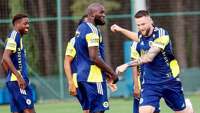 Fenerbahçe'nin Gençlerbirliği maçı kadrosu açıklandı!