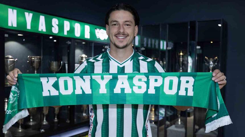 Konyaspor, Enis Destan transferini a&ccedil;ıkladı