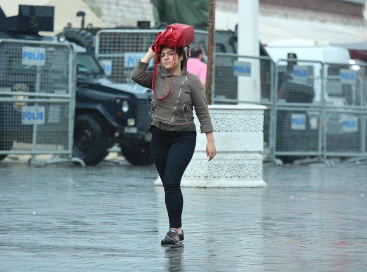 İstanbul güne yağmurla başladı G1
