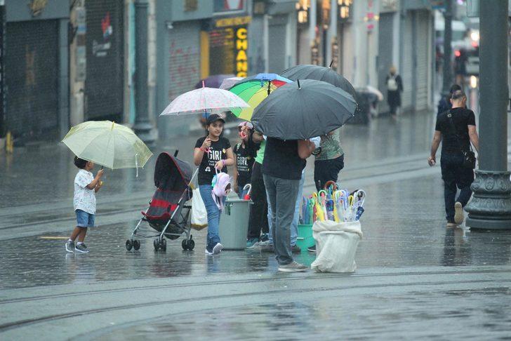 İstanbul güne yağmurla başladı G3