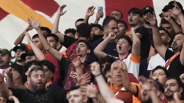 Çorum FK'nın golleri sonrası Galatasaray taraftarı çıldırdı! “Yönetim istifa” 