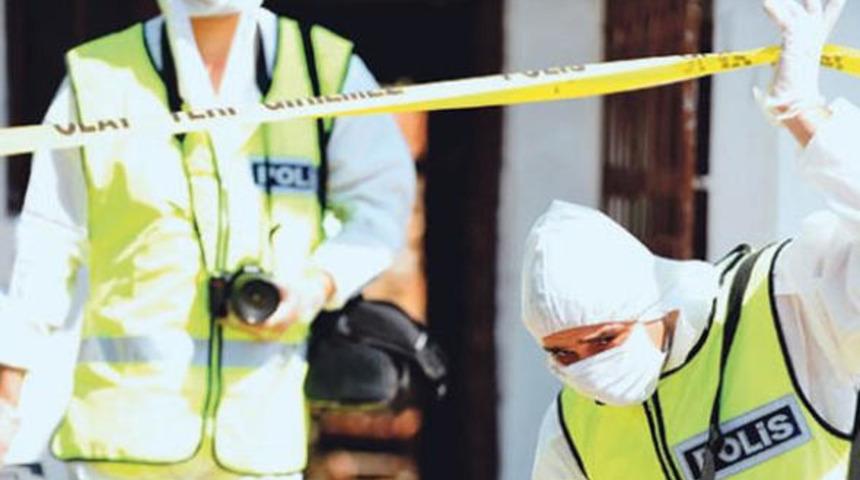 Yatak odasındaki dolabında ölü bulundu!