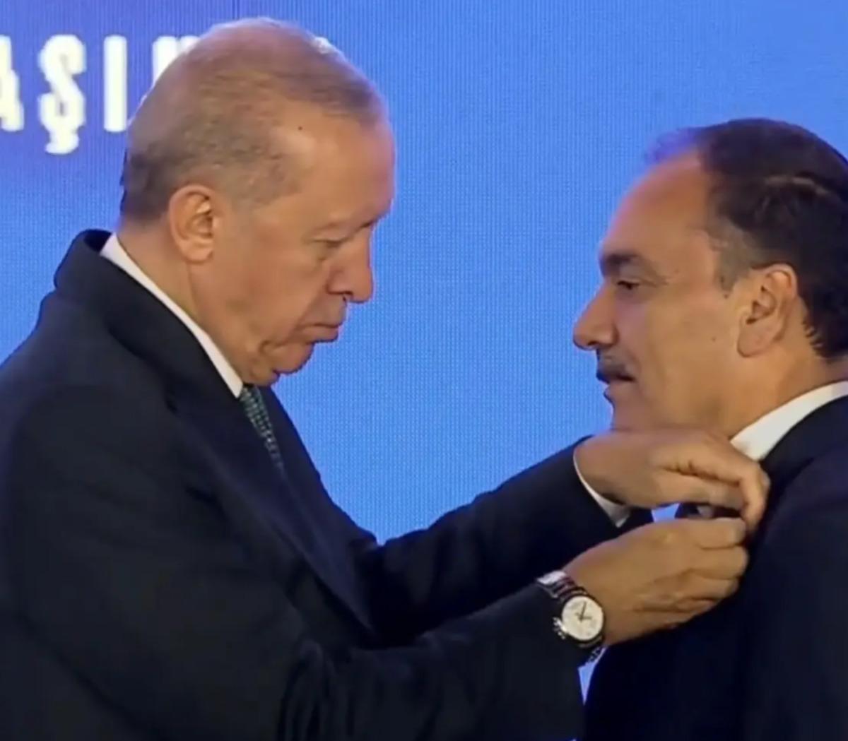 Meclis te dengeler yine değişti! 3 isim daha AK Parti ye katıldı, sayı 280 oldu 2