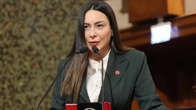 'Şapkalılar' suç örgütü dosyasında yeni gelişme! CHP'li Hülya Şimşek tutuklandı