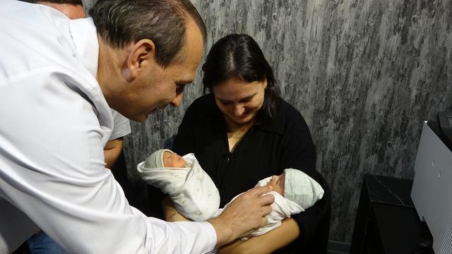 Milyonda bir görülen doğum Trabzon'da gerçekleşti! İki ayrı rahimden iki bebek dünyaya geldi  