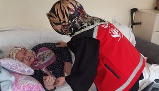 Evde Bakım Yardımı &ouml;demeleri hak sahiplerinin hesaplarına artışlı şekilde yatırılmaya başlandı