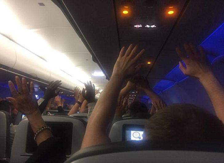 Yolcu uçağında dehşet!  G3