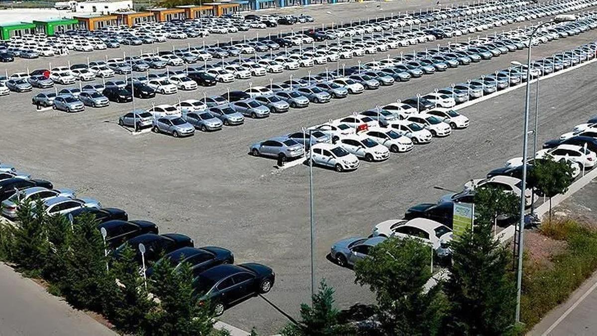 Ara&ccedil; kiralamada yeni d&ouml;nem: Yaş ve kilometre sınırı getirildi 2