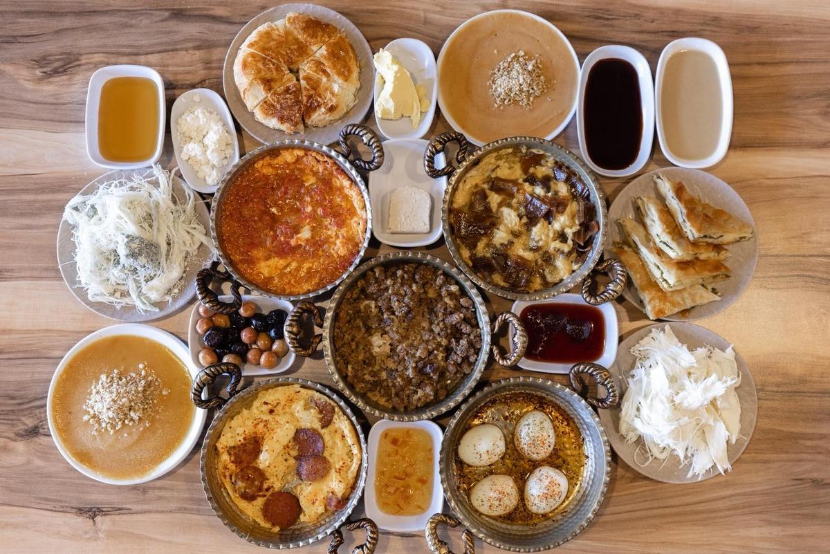 Anadolu’nun kadim şehirlerinden Erzurum’un dokuz günlük kültür, sanat ve gastronomi serüveni başladı 12
