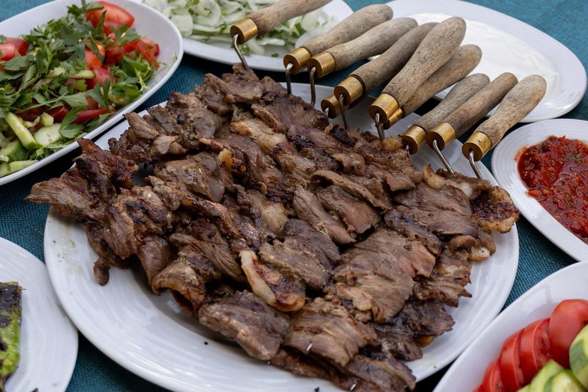 Anadolu’nun kadim şehirlerinden Erzurum’un dokuz günlük kültür, sanat ve gastronomi serüveni başladı 13