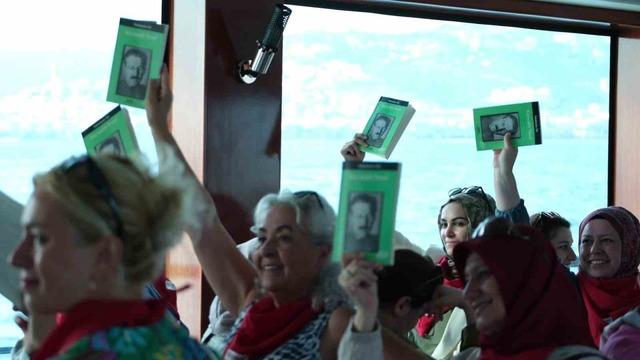 Körfez’de kitap, vapur ve çello aynı yolculukta buluştu 2