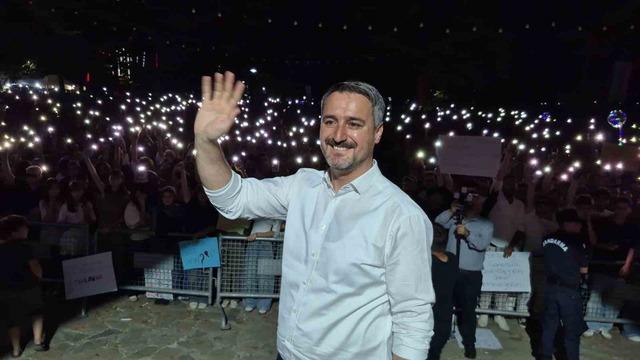 Sanat&ccedil;ı Hande &Uuml;nsal&rsquo;dan evlilik teklifine &rsquo;&rsquo;ilgin&ccedil;&rsquo;&rsquo; yorumu 6