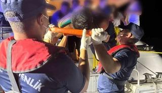 &Ouml;zel teknede rahatsızlanan vatandaşa Sahil G&uuml;venlikten tıbbi tahliye