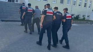 Köpeklerin kavgasına sinirlendi, çobanı öldürdü: Baba ile oğlu tutuklandı