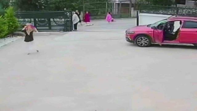 K&ouml;peğe &ccedil;arpan s&uuml;r&uuml;c&uuml; ka&ccedil;tı, 10 yaşındaki kız baygınlık ge&ccedil;irdi 4