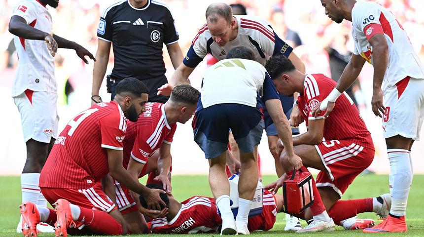 Bayern M&uuml;nih'te Jamal Musiala'dan korkutan g&ouml;r&uuml;nt&uuml;! 