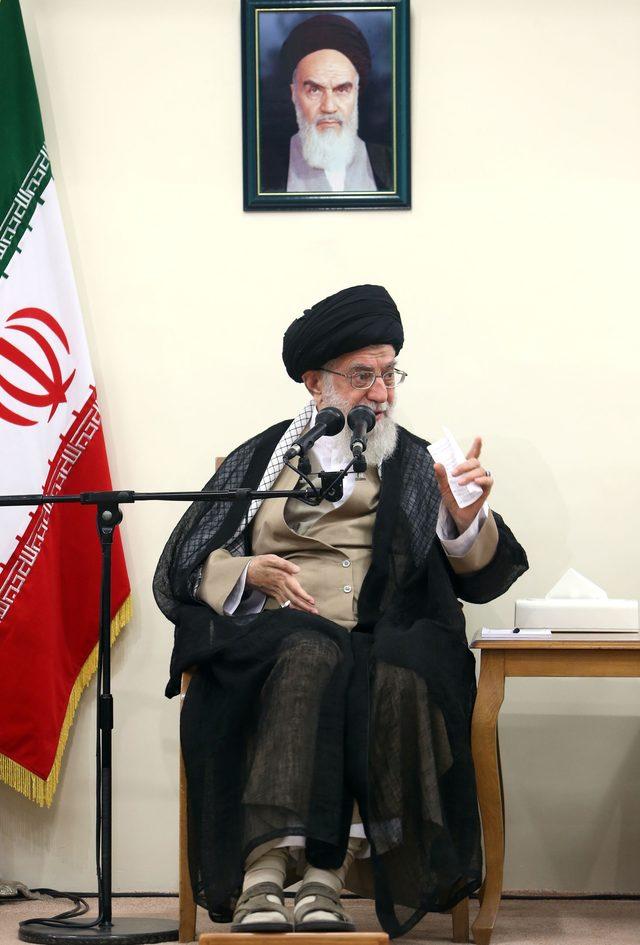 İran'daki ekonomik krizin ardından Hamaney yargıyı göreve çağırdı (2)