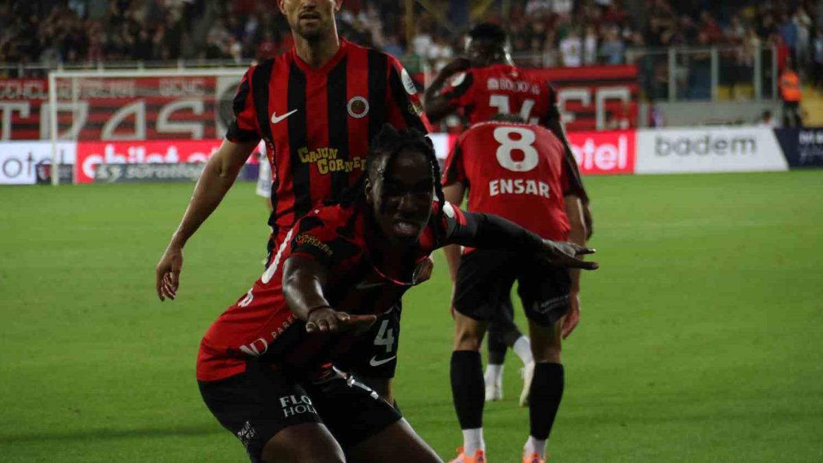 İrfan Can dan eski takımı Fenerbahçe ye karşı çılgın performans! 4