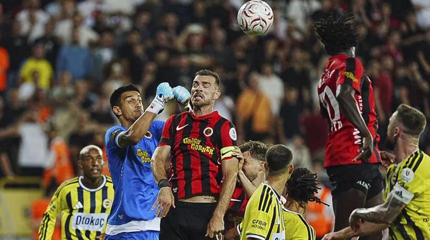 İrfan Can'dan eski takımı Fenerbah&ccedil;e'ye karşı &ccedil;ılgın performans!