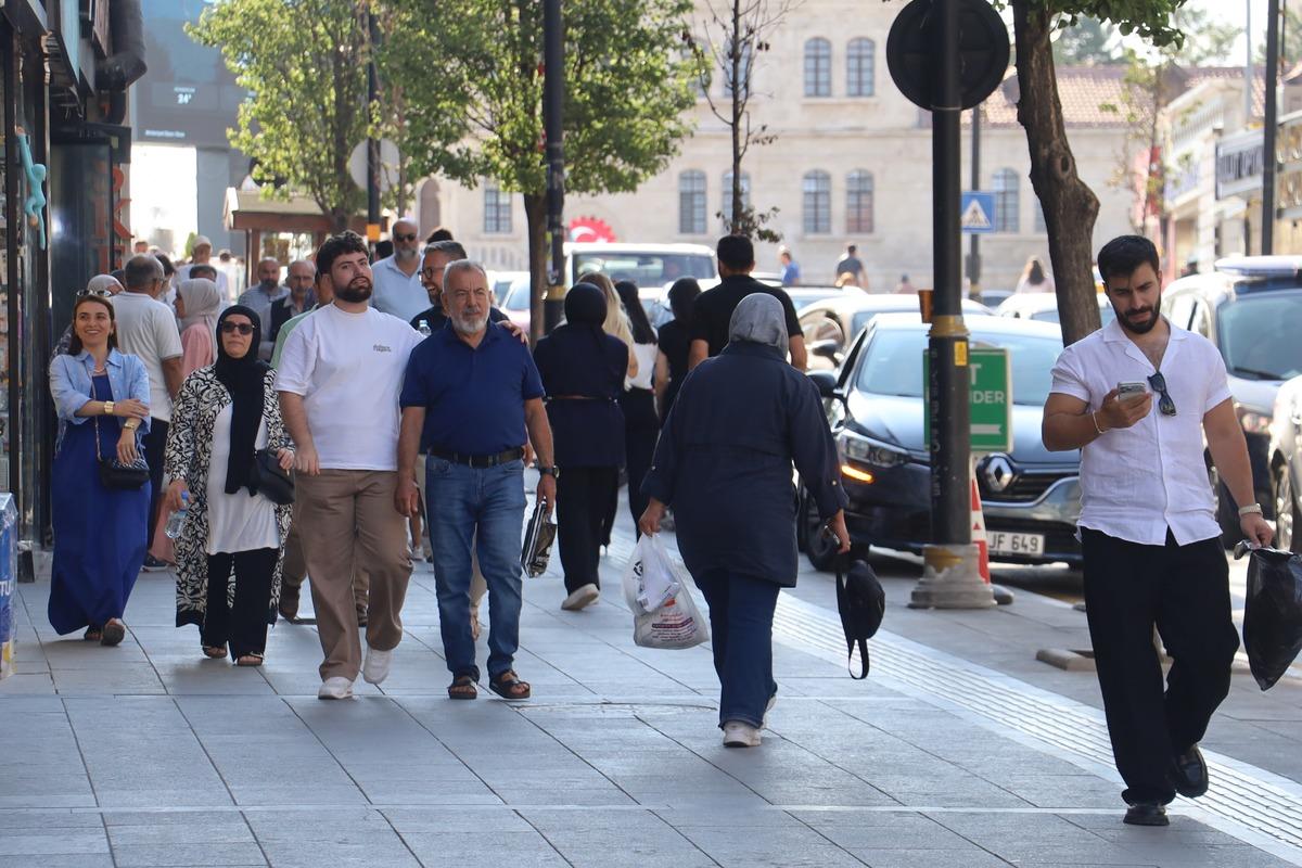 Yazın bekledikleri olmadı:  Gelirlerdi, t&uuml;m bor&ccedil;larımızı &ouml;derdik  1