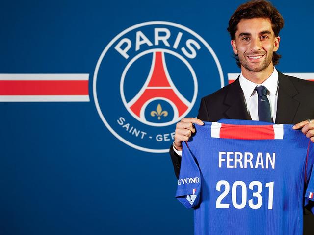 Avrupa'da yılın transferi! PSG, Ferran Torres&rsquo;i kadrosuna kattı