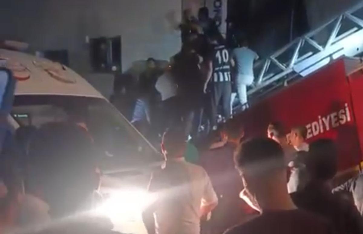 Uzman &ccedil;avuşun kahreden &ouml;l&uuml;m&uuml;! Anahtarını unutmuştu... 4