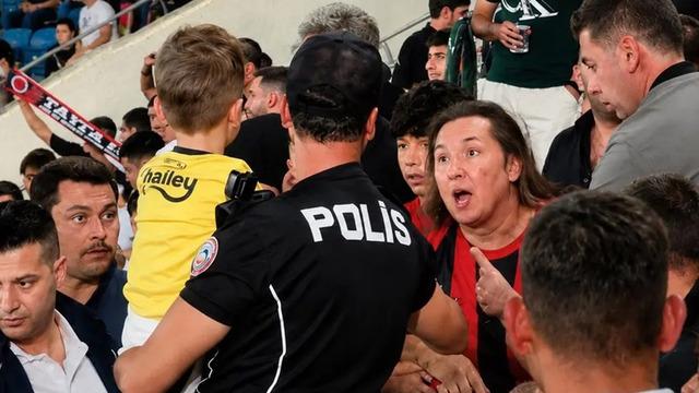 Gençlerbirliği'nden Fenerbahçeli bir çocuğun formasının çıkarılmasına ilişkin açıklama