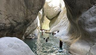 Turistlerin yeni g&ouml;zdesi oldu! Akın akın geliyorlar