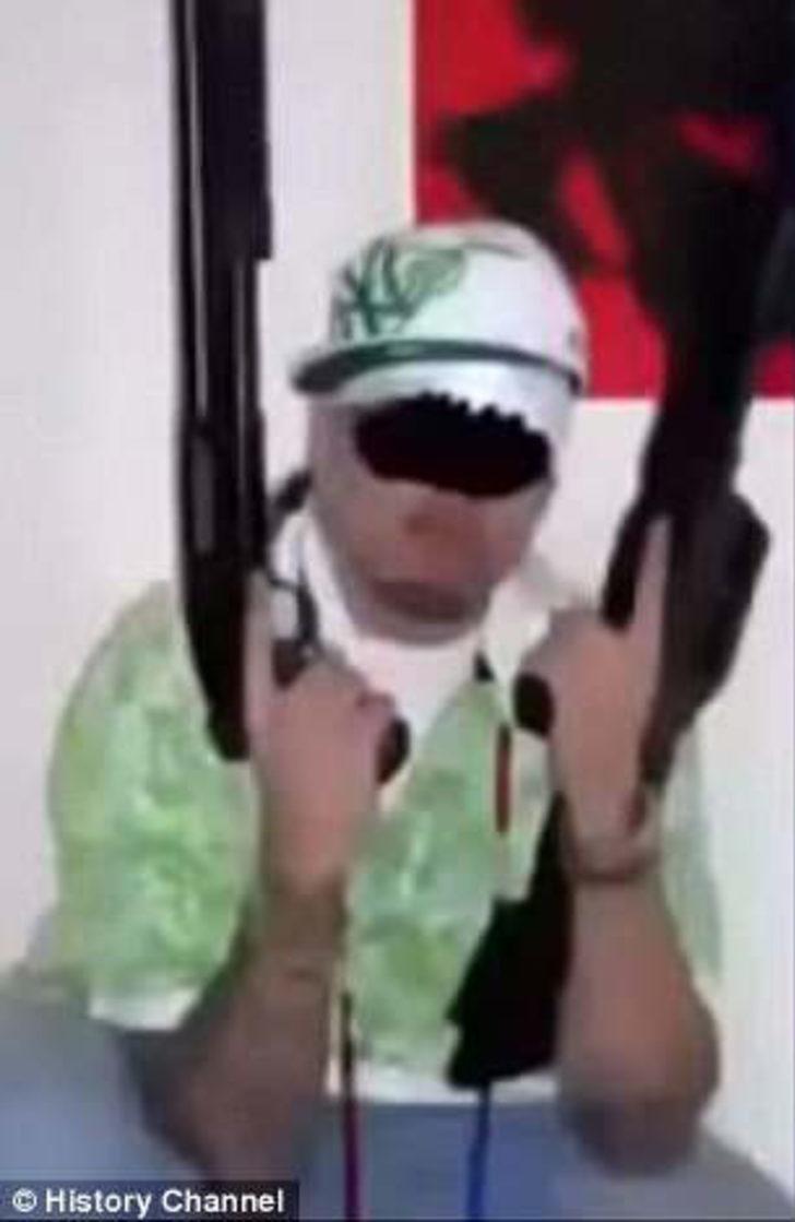 Yeşil bandanalı, palalı çete!  G3