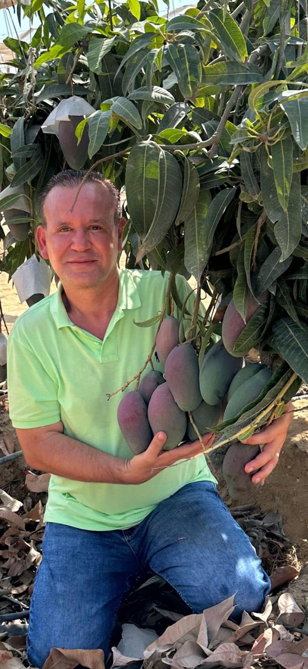 Eşini ve kayınvalidesini bıçaklayıp canlı yayın açmıştı! Tutuklandı 2
