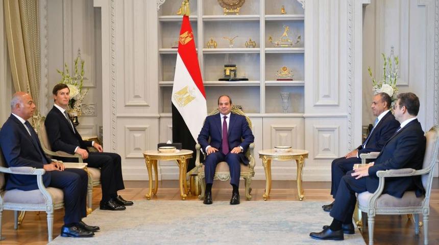 Trump&rsquo;ın damadı Kushner, Mısır Cumhurbaşkanı es-Sisi ile g&ouml;r&uuml;şt&uuml;