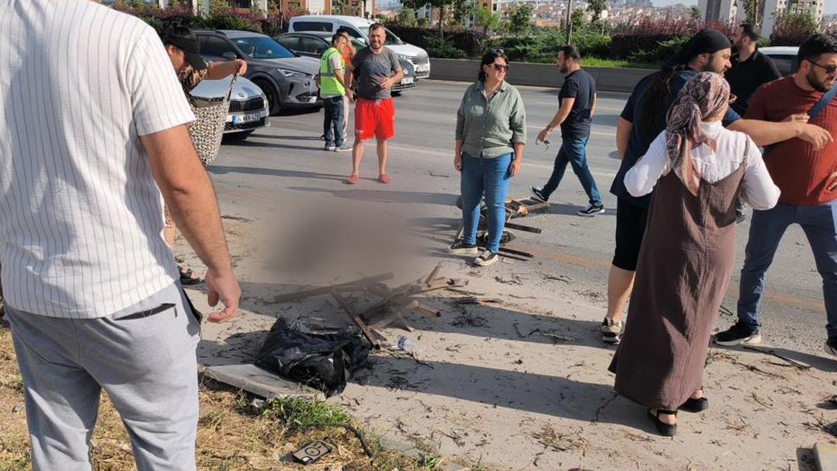 Ankara da otomobil motosikletle &ccedil;arpıştı: 2 yaralı 1