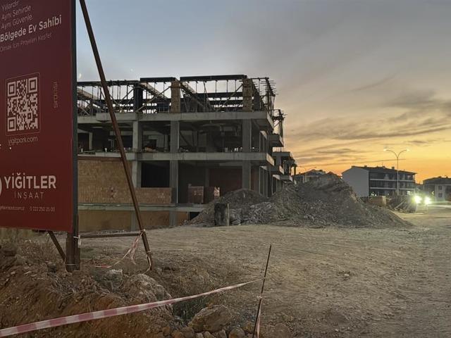 Eskişehir'de inşaattan d&uuml;şen kalıp ustası hayatını kaybetti