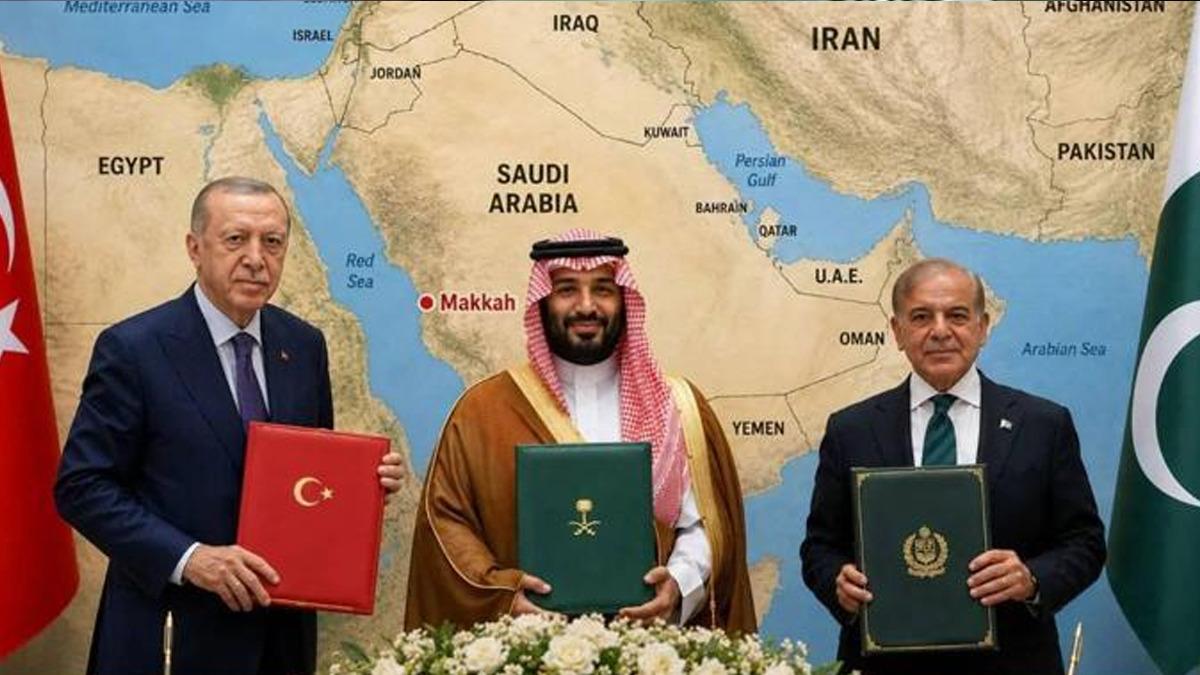 Trump tan Mekke Anlaşması a&ccedil;ıklaması: "B&uuml;y&uuml;k memnuniyet duyuyorum" 1