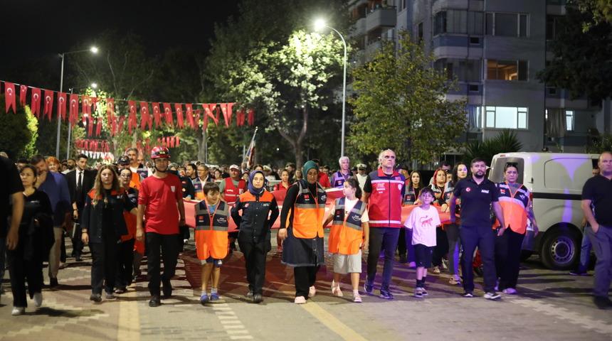Marmara Depremi'nde hayatını kaybedenler Yalova'da anıldı