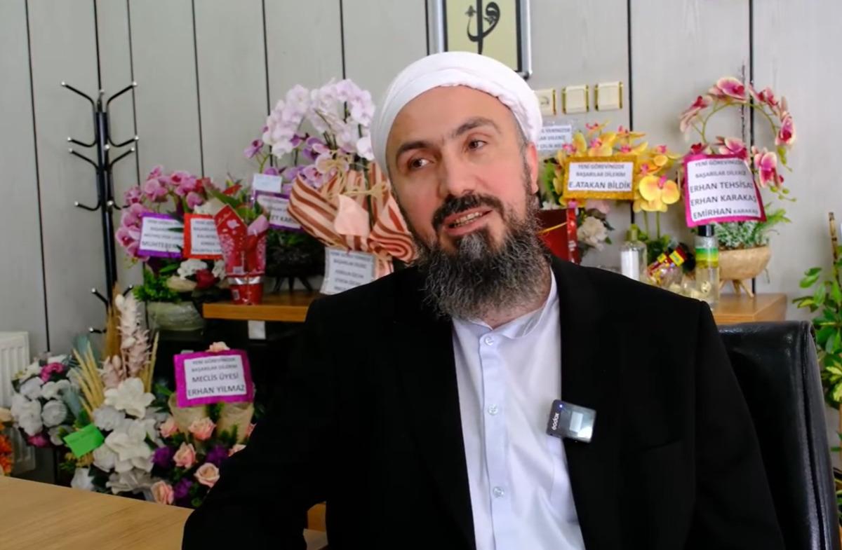 Türkiye de tek! Belediye Başkanı Çoruhlu: "Sarık işimi yapmama engel değil" 1