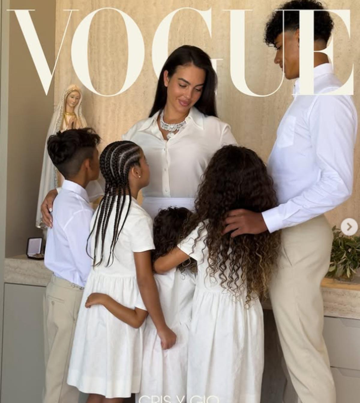 Cristiano Ronaldo ve Georgina Rodriguez in d&uuml;ğ&uuml;n&uuml;nden kareler! Gelinlik ve damatlık yok 1