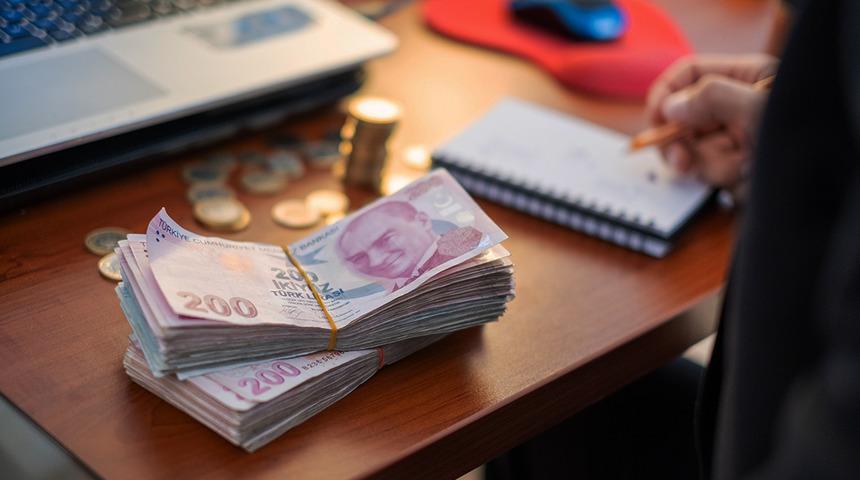 Maaş zammı i&ccedil;in hesap değişti: Emekli ve memura yeni rakamlar