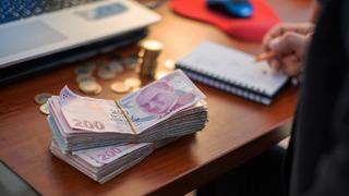 Maaş zammı için hesap değişti: Emekli ve memura yeni rakamlar