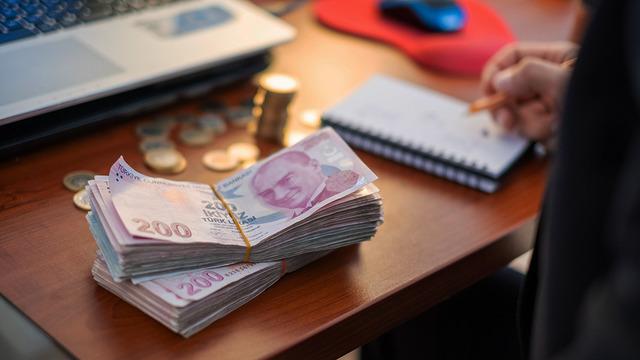Maaş zammı için hesap değişti: Emekli ve memura yeni rakamlar