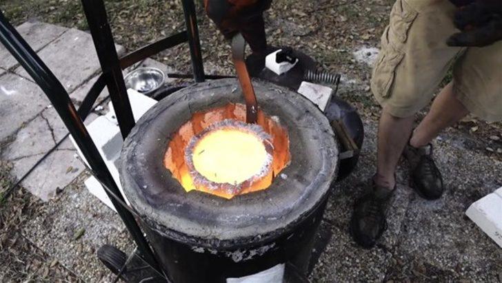 iPhone'u alüminyuma attı  G4