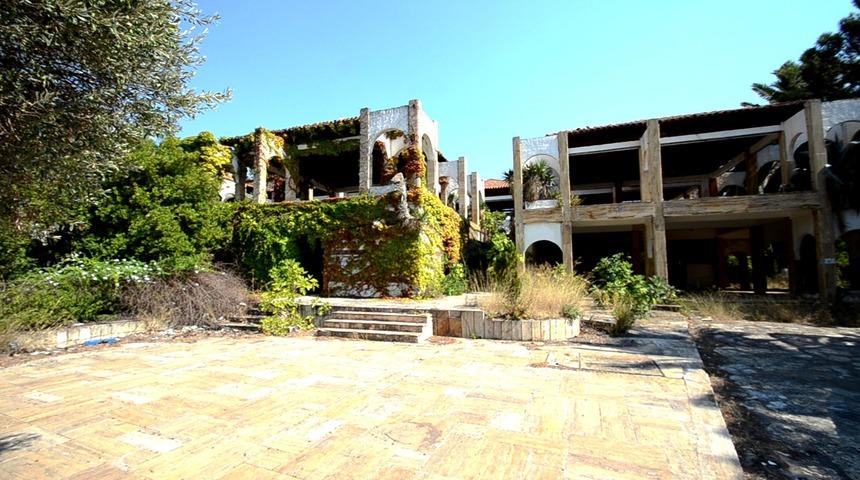 Türkiye'nin ilk tatil köylerinden Foça Tatil Köyü, özelleştiriliyor