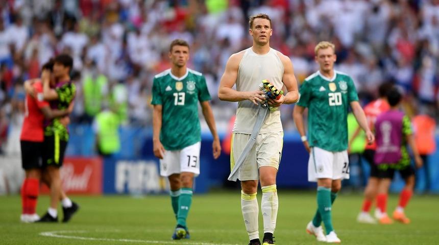 Alman basını milli takımı yerden yere vurdu 