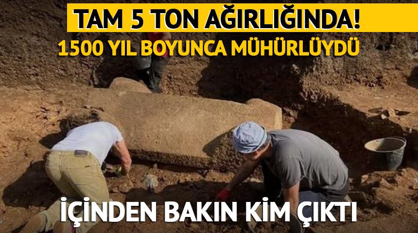 1500 yıl boyunca m&uuml;h&uuml;rl&uuml;yd&uuml;: İ&ccedil;inden bakın kim &ccedil;ıktı