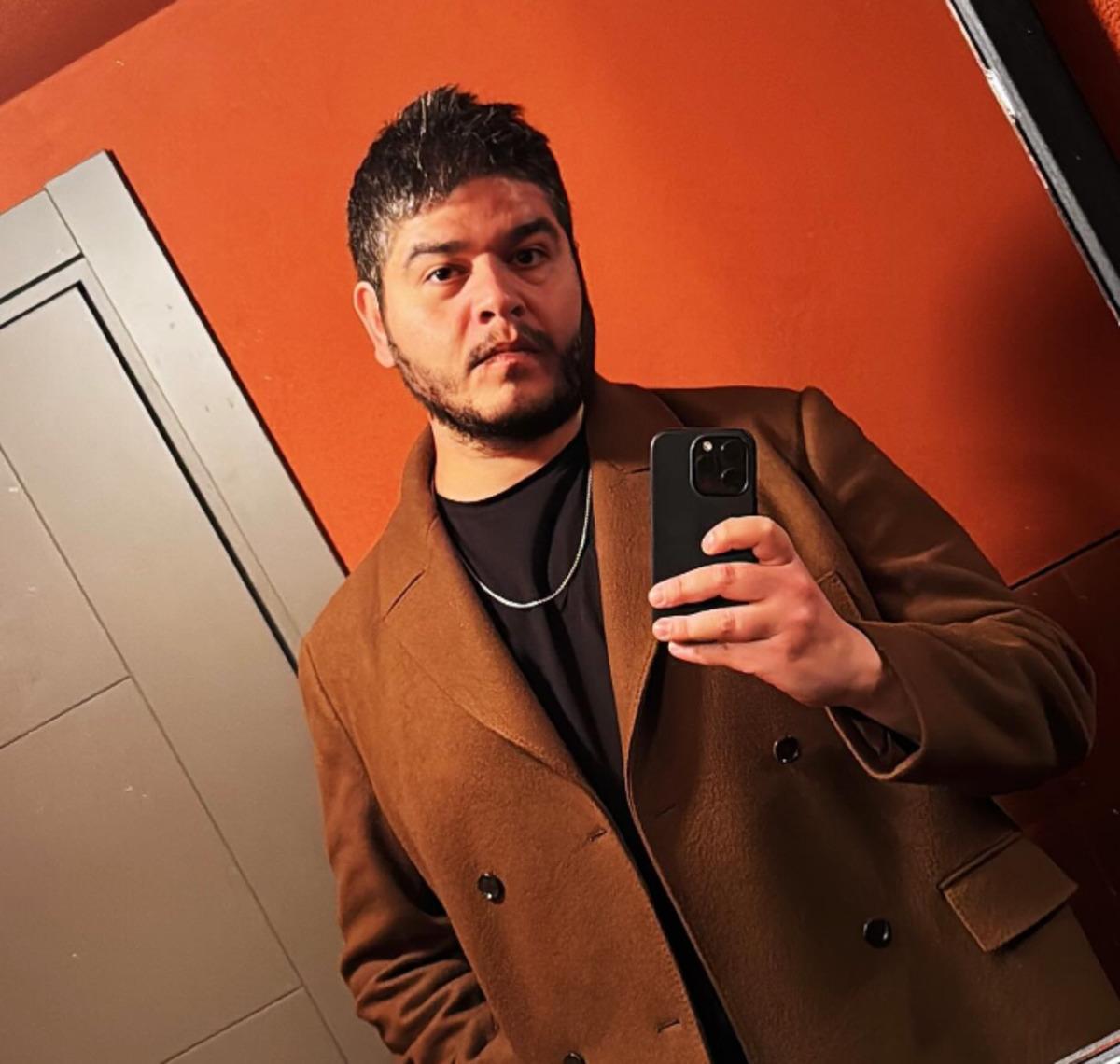 Uzak Şehir’in Kadir’i Burak Şafak nişanlandı! Sır gibi sakladığı sevgilisi 1
