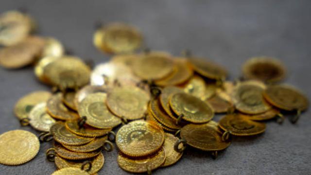 Çeyrek altın ne kadar oldu? Gram düştü: 31 Ağustos 2026 Pazartesi altın fiyatları