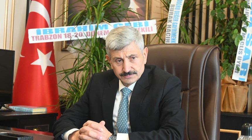 Araklı Belediye Başkanı &Ccedil;ebi'nin 'dedikodu' s&ouml;zleri g&uuml;ndem oldu