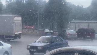 Sivrihisar’da sağanak yağmur etkili oldu