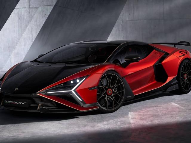 Lamborghini tarihinin en g&uuml;&ccedil;l&uuml; ve hızlı seri &uuml;retim modeli tanıtıldı