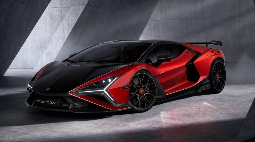 Lamborghini tarihinin en g&uuml;&ccedil;l&uuml; ve hızlı seri &uuml;retim modeli: Revuelto SV tanıtıldı